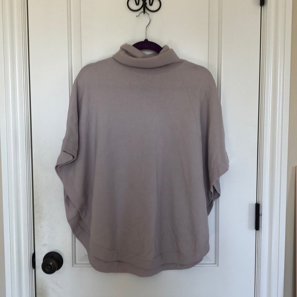 Gray/Beige Wool Sweater Poncho XS/S